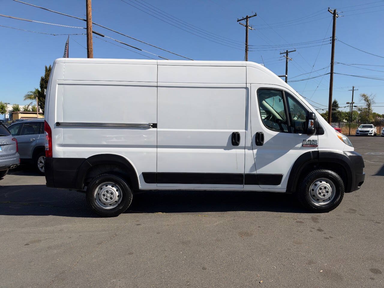 Used 2017 RAM ProMaster 2500 FWD image 9