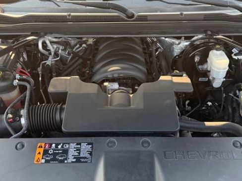 Used 2017 Chevrolet Tahoe Premier AWD/4WD image 35