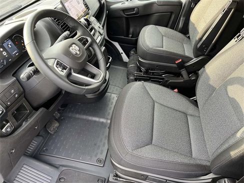 New 2026 RAM ProMaster 3500 w/ Premium Convenience Group image 19