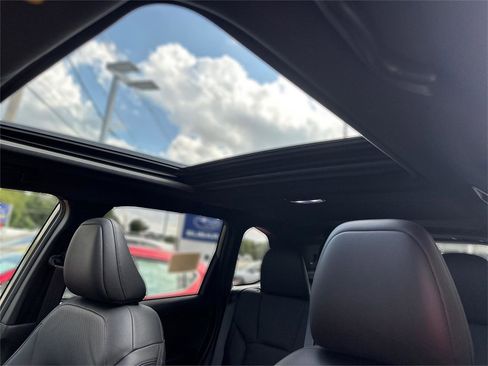 Used 2025 Subaru Forester Limited image 19