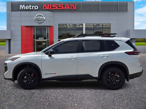 New 2026 Nissan Rogue SV AWD/4WD image 3