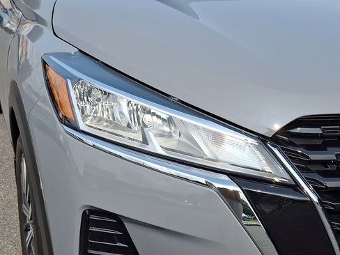 Certified 2024 Nissan Kicks SV image 11