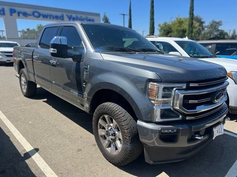 Used 2022 Ford F250 Platinum AWD/4WD image 2