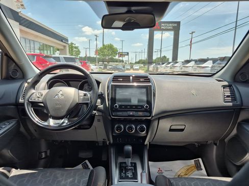 Used 2021 Mitsubishi Outlander Sport LE FWD image 65