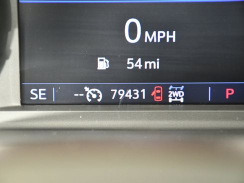 Used 2021 Chevrolet Tahoe LT image 19