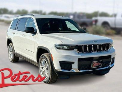New 2025 Jeep Grand Cherokee L Laredo w/ Luxury Tech Group I