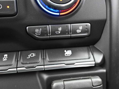 Used 2019 Chevrolet Silverado 1500 High Country AWD/4WD image 28