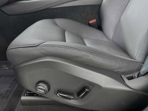 Certified 2025 Volvo XC90 T8 Plus w/ Protection Package Premier image 18