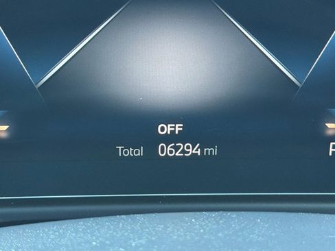 Used 2025 BMW 230i Coupe image 36