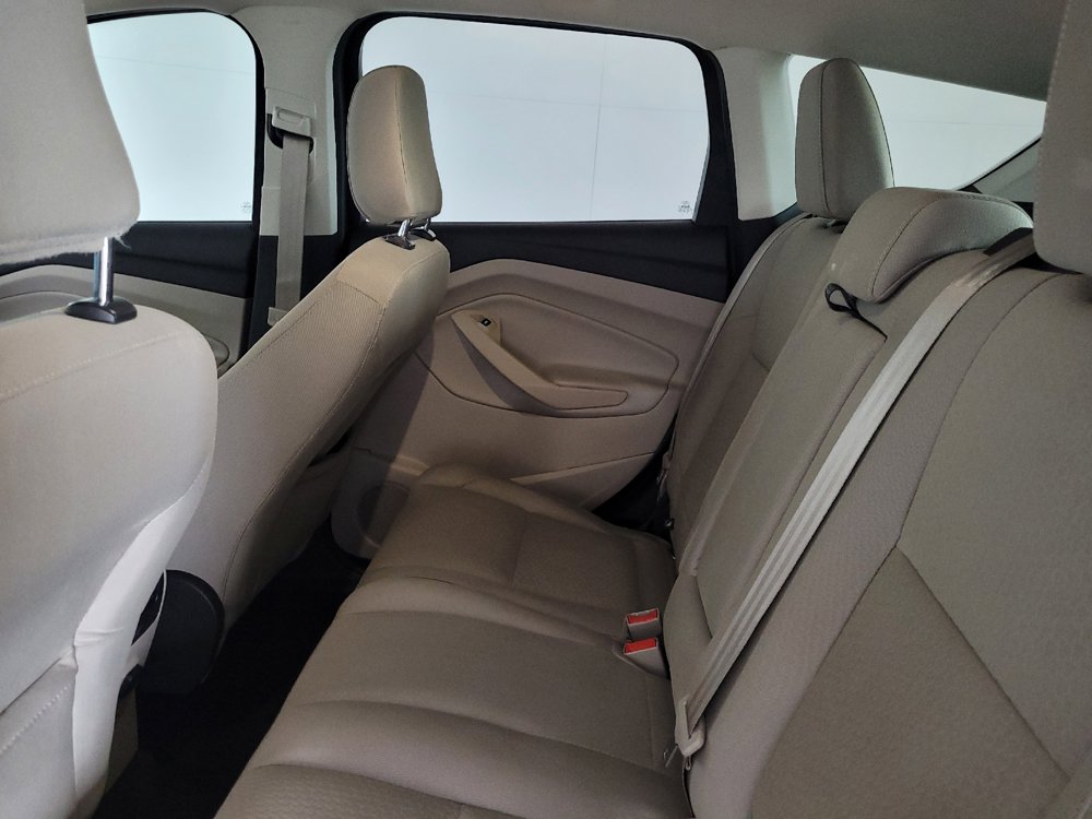 Used 2018 Ford Escape SE w/ Ford Safe & Smart Package FWD image 18