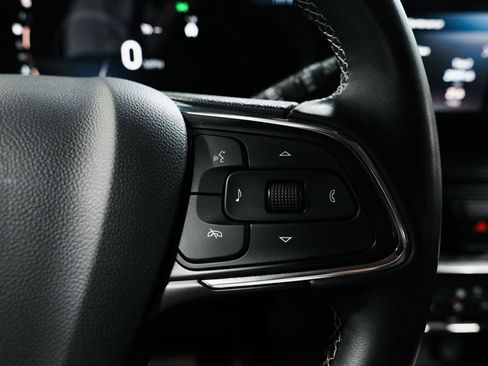 Used 2024 Buick Encore GX Preferred AWD/4WD image 25