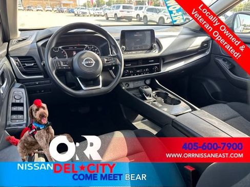 Used 2024 Nissan Rogue SV FWD image 13