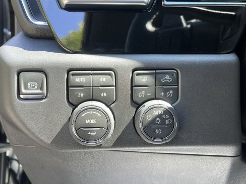 New 2026 Chevrolet Silverado 1500 LT Trail Boss AWD/4WD image 18