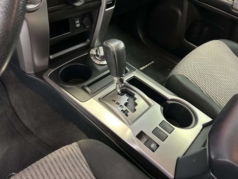 Used 2019 Toyota 4Runner SR5 AWD/4WD image 21