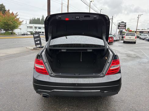 Used 2013 Mercedes-Benz C 250 Sedan image 8