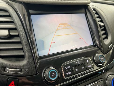 Used 2017 Chevrolet Impala Premier w/ Enhanced Convenience Package image 15