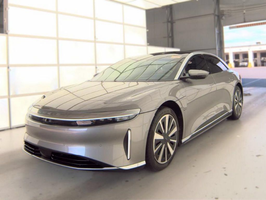 Used 2023 Lucid Air Touring AWD/4WD image 2