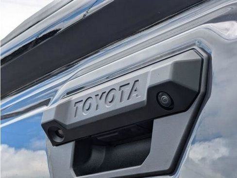 Used 2025 Toyota Tacoma TRD Pro AWD/4WD image 75