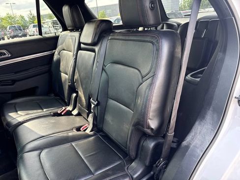 Used 2017 Ford Explorer Sport w/ Equipment Group 401A AWD/4WD image 11