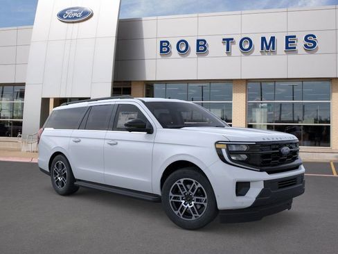 New 2026 Ford Expedition Max Active RWD image 9