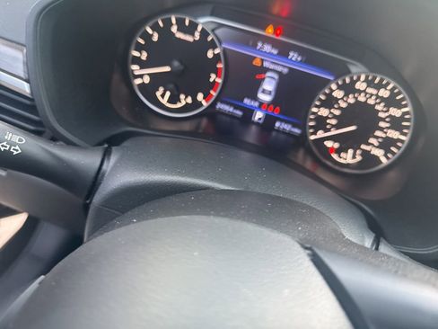 Used 2024 Nissan Altima 2.5 SV image 6