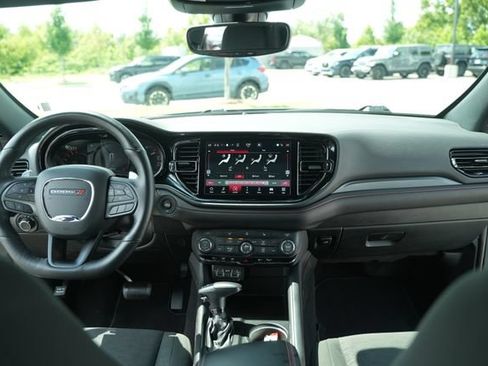 Used 2025 Dodge Durango GT AWD/4WD image 26