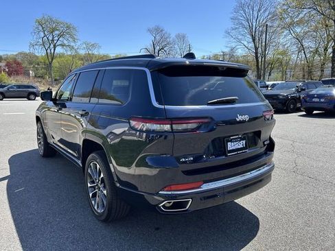 Used 2024 Jeep Grand Cherokee L Overland w/ Luxury Tech Group IV AWD/4WD image 6
