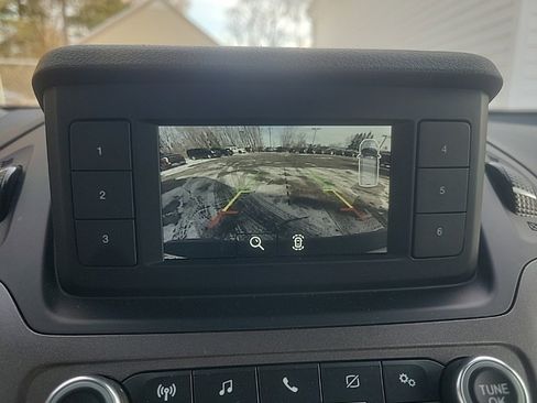 Used 2022 Ford Transit Connect XL image 11