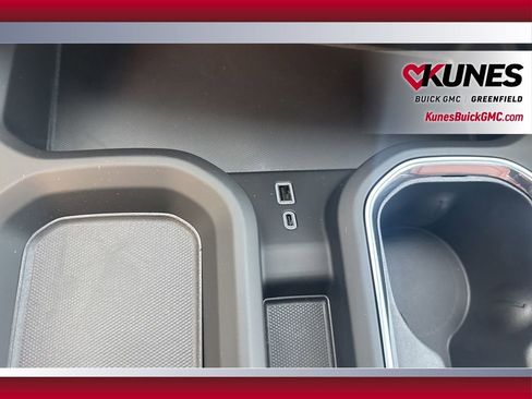 New 2025 GMC Sierra 3500 Denali Ultimate image 33