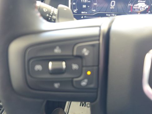 Used 2025 GMC Sierra 1500 AT4 w/ AT4 Premium Package image 46