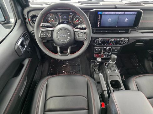 Used 2024 Jeep Wrangler Unlimited Rubicon w/ Technology Group AWD/4WD image 12