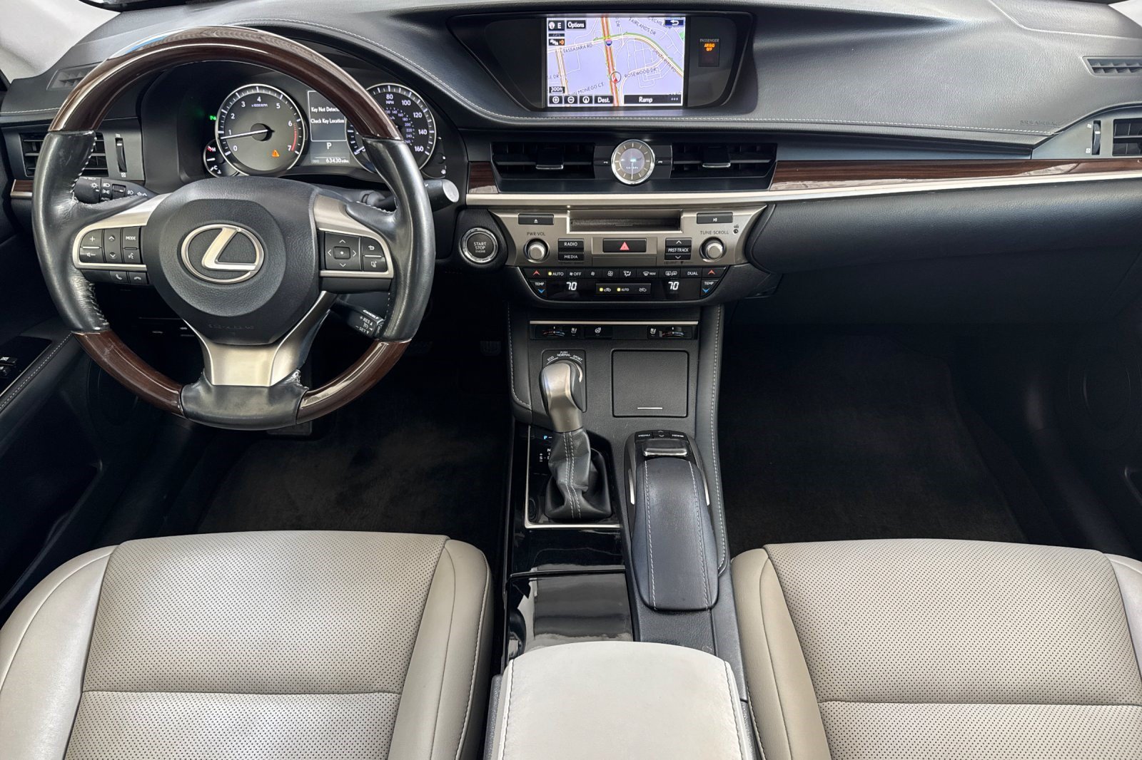 Used 2016 Lexus ES 350 w/ Navigation System Package FWD image 17