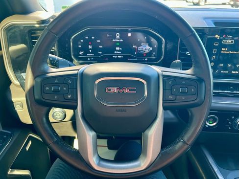 Used 2022 GMC Sierra 1500 SLT image 13