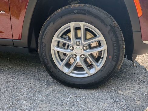 New 2025 Jeep Grand Cherokee L Laredo w/ Luxury Tech Group I image 7