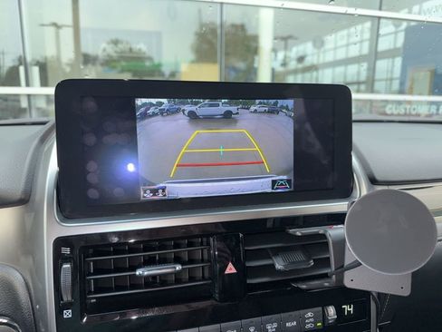 Used 2023 Lexus GX 460 Premium AWD/4WD image 9