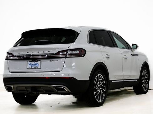 Used 2020 Lincoln Nautilus Reserve w/ Equipment Group 201A image 7