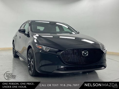 New 2026 MAZDA MAZDA3 2.5 S Hatchback w/ Premium Pkg FWD image 4
