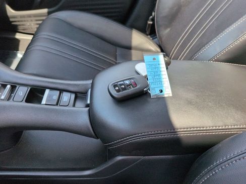 Used 2024 Honda HR-V EX-L image 34