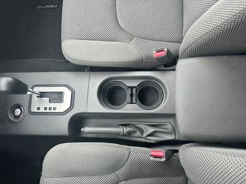 Used 2020 Nissan Frontier SV image 20