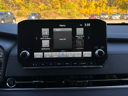 Used 2024 Mitsubishi Outlander AWD image 18