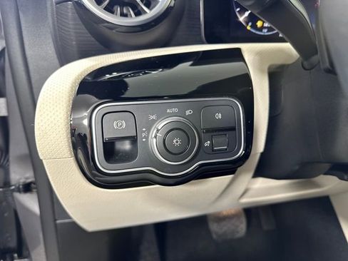 Used 2024 Mercedes-Benz CLA 250 4MATIC image 18