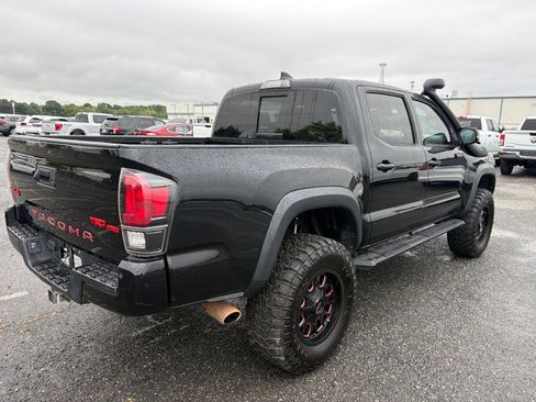 Used 2019 Toyota Tacoma TRD Pro AWD/4WD image 3