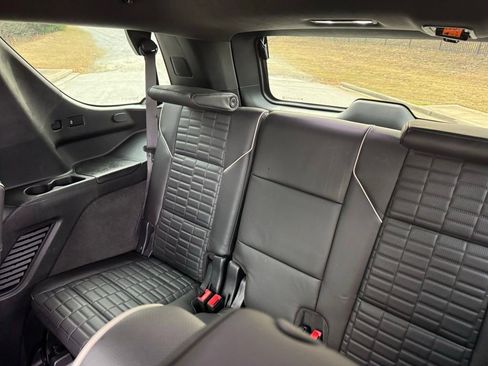 Certified 2021 Cadillac Escalade Premium Luxury Platinum image 26