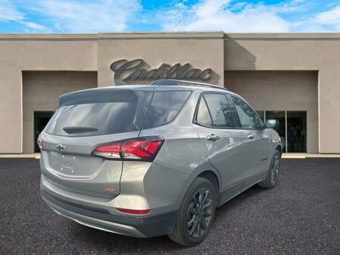 Used 2024 Chevrolet Equinox RS w/ RS Leather Package image 3