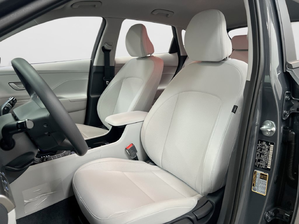 New 2027 Hyundai Kona SE FWD image 20
