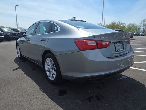 Used 2023 Chevrolet Malibu LT FWD image 11