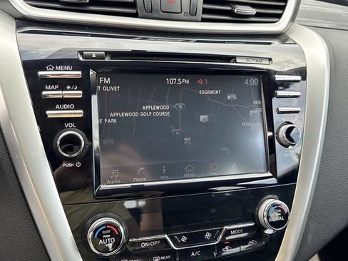 Used 2018 Nissan Murano SV w/ Premium Package FWD image 33