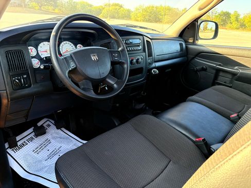 Used 2004 Dodge Ram 1500 Truck ST w/ ST Value Group image 36