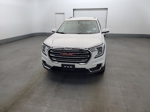 Used 2023 GMC Terrain SLT w/ Tech Package AWD/4WD image 15
