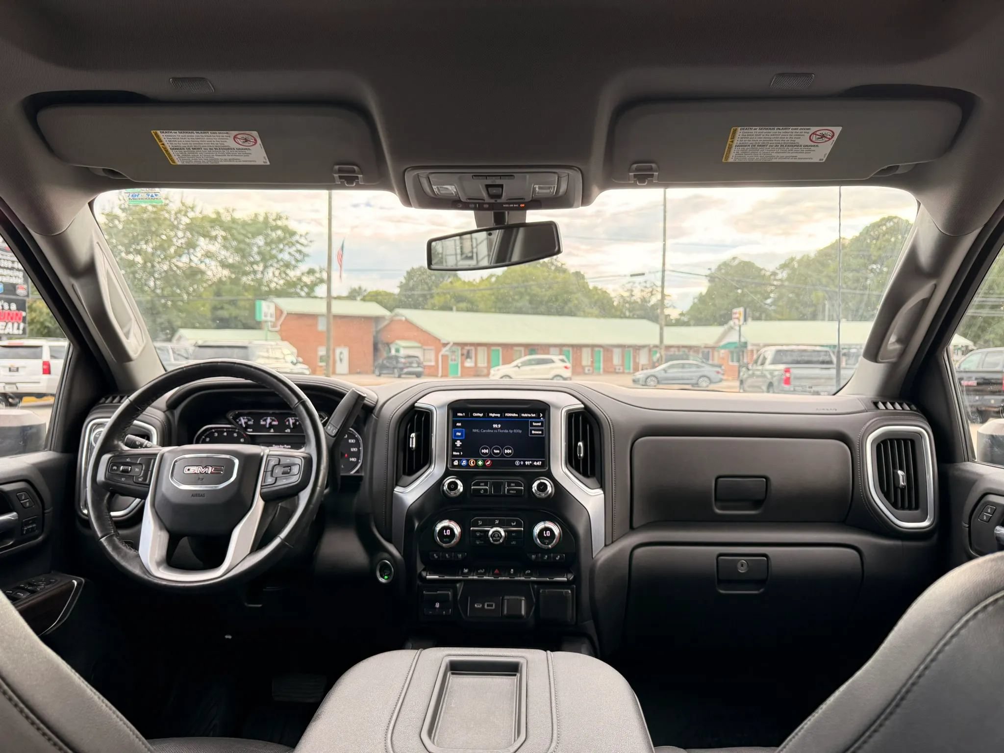 Used 2022 GMC Sierra 2500 SLT w/ SLT Convenience Package AWD/4WD image 21